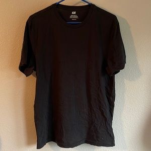 H&M black t-shirt, size M